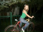 Юля Наварівська фотография #5 (источник - https://vk.com/id43140422)